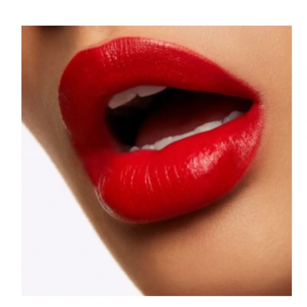 MAC Cosmetics Love Me Liquid Lipstick, (#492 Yeah I’m Fancy) (NWT)